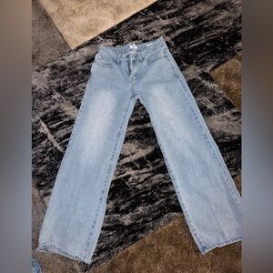 Light Wash Wide Leg Women’s Jeans - Classic Denim